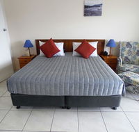Airlie Court Units - Australian Directory