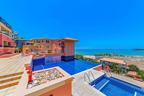 Airlie Dream - Australian Directory 0