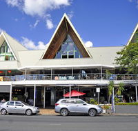 Airlie Waterfront Accommodation - Australian Directory
