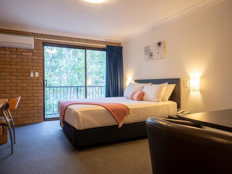 Airport Admiralty Motel - Australian Directory 3