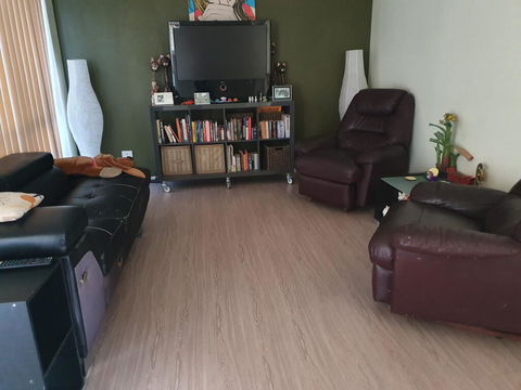 Airport Budget Room - Australian Directory 1