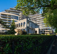 Albert Park City View Stylish 1 Bedroom Apartment - Australian Directory