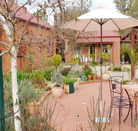 Albury Cottages - Australian Directory