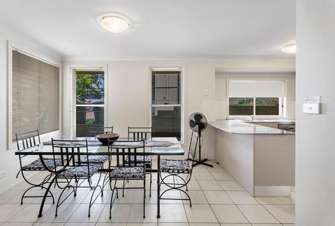 Alida Place, 1 Lagoons Estate - Australian Directory 2