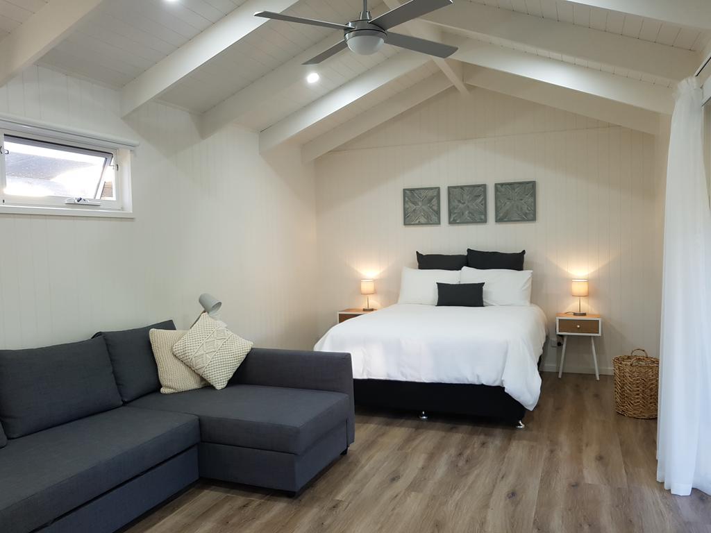 Leongatha VIC Australian Directory