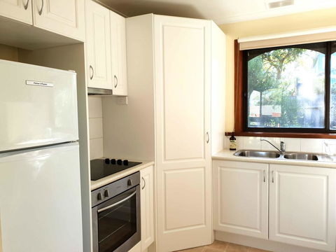 Alkira Inverloch Heights - Australian Directory 3