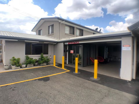Allan Cunningham Motel - Australian Directory 0