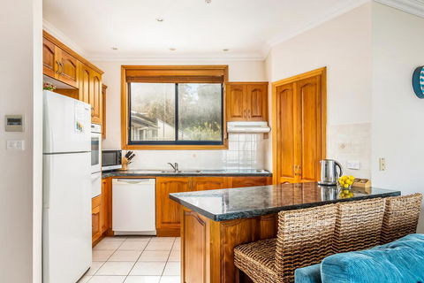 Allure - On Seven Mile Beach Gerroa - Australian Directory 3
