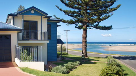 Allure - On Seven Mile Beach Gerroa - Australian Directory 0