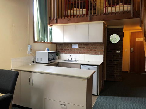 Alpine Gables 33 - Australian Directory 3