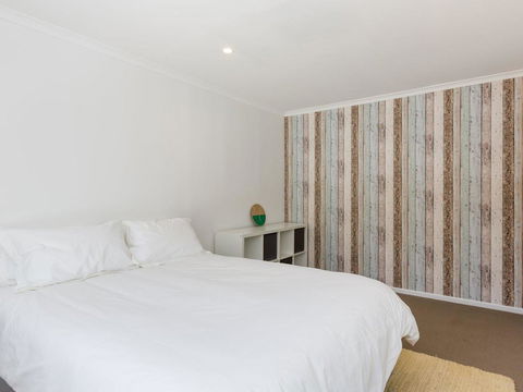 Amalfi Beach House - Australian Directory 1