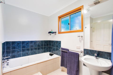 Amamoor Homestead Bed & Breakfast And Country Cottages - Australian Directory 0