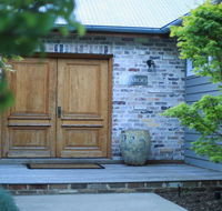 Amaroo - modern luxurious and chic - Australian Directory
