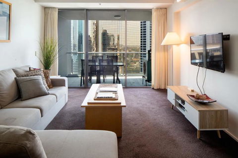 Amazing Brisbane CBD 2 Bedroom Apartment With River Views - Australian Directory 0