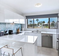 Amazing Modern Apartment on the Canal - Australian Directory