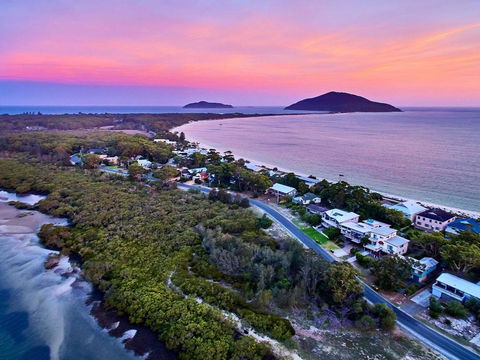 Amazing Ocean Views - Australian Directory 1