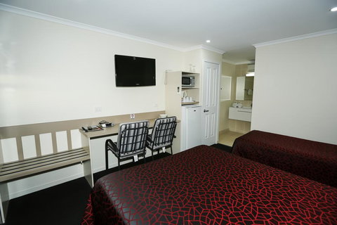 Amber Lodge Motel - Australian Directory 1