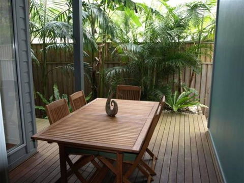 AMORE - Australian Directory 2