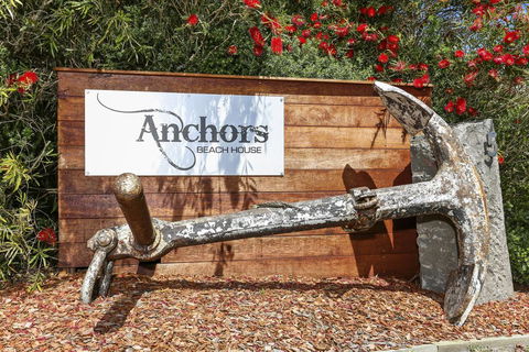 Anchors Beach House - Australian Directory 2