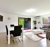 Apex Park Holiday Apartments - Australian Directory