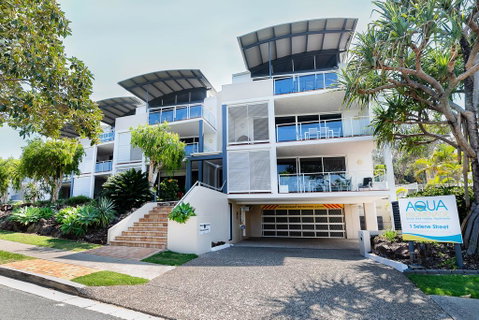 Aqua Promenade Beachfront Holiday Apartments - Australian Directory 0