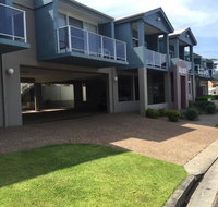 Aquarius Apartments Mollymook - Australian Directory