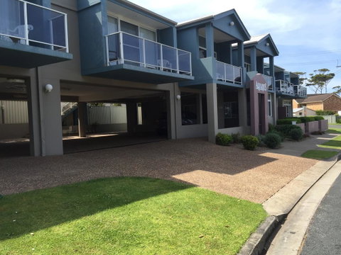 Aquarius Apartments Mollymook - Australian Directory 0