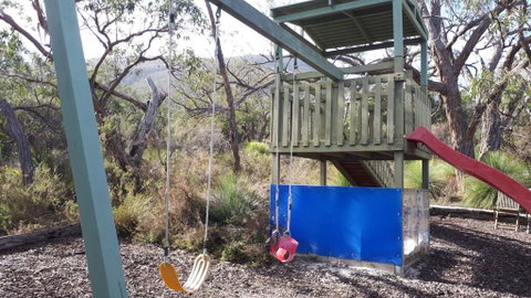 Aquila Eco Lodges - Australian Directory 2