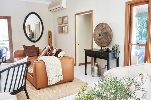 Arcadian Retreat - Australian Directory 2