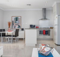 Ardross Short Stays - Australian Directory