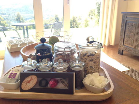 Arjuna Ridge Bed And Breakfast - Australian Directory 1
