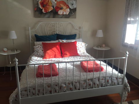 Art Deco Cottage - Australian Directory 0
