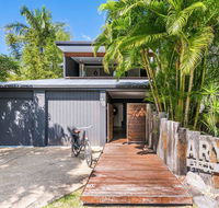 Arya Holiday House Byron Bay - Australian Directory
