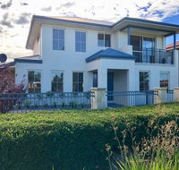 Ashington Gardens - Australian Directory