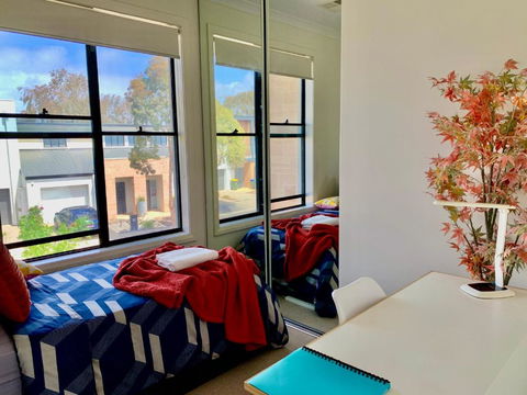 Luxurious Suite - Australian Directory 2