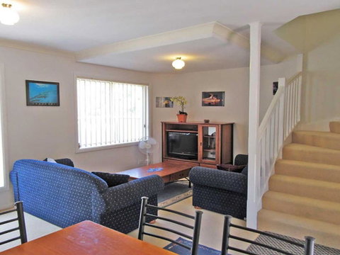 Mahi Mahi 2 3 Bedroom Between Shoal Bay And Little Beach - Australian Directory 1