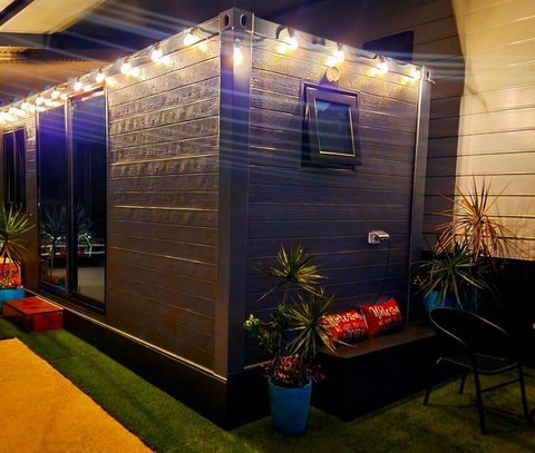 MAGNETIC CABIN Entire Studio On Magnetic Island - Australian Directory 3