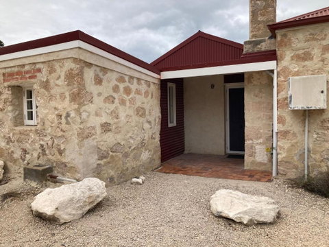 Mallee Lodge - Dhilba Guuranda-Innes National Park - Australian Directory 0