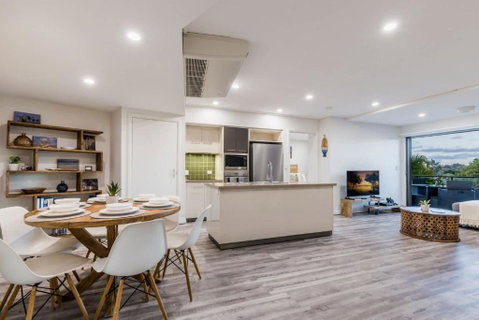 Malo - Beachside Escape In Agnes Water - Australian Directory 1