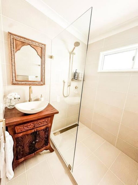 Mango Villa - Australian Directory 2