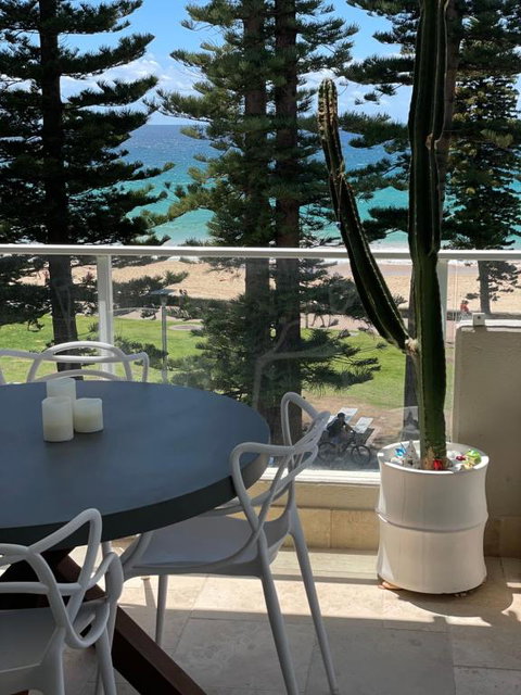 Manly Beachfront Stay - Australian Directory 0