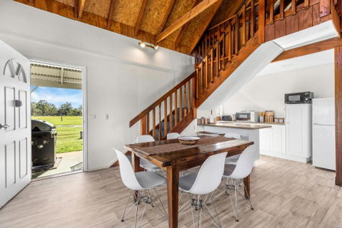 Madigan Cottages - The Barn Pet Friendly - Australian Directory 3
