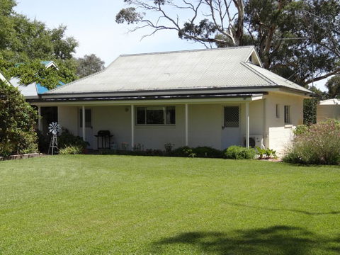 Mapperley Bed And Breakfast - Australian Directory 3