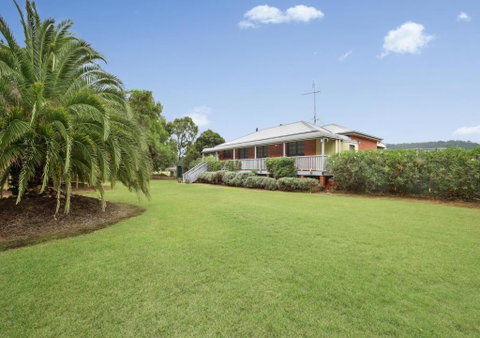 Maranda Country Estate 5 Bedrooms With Spa & Pool - Australian Directory 0