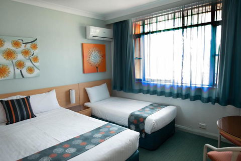 Markets Hotel - Australian Directory 1