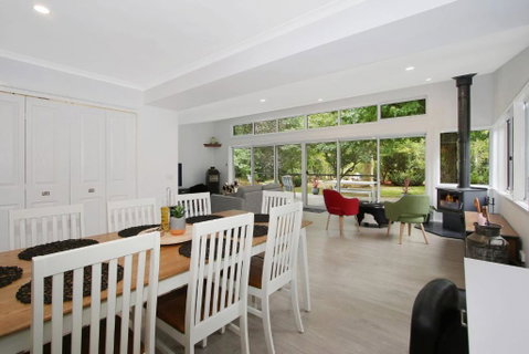 Marshmallow Retreat And Studio - Australian Directory 1