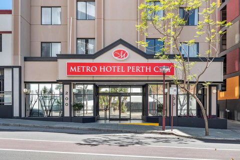 Metro Hotel Perth City - Australian Directory 2