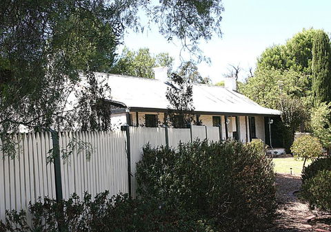 Miss Mabel Cottage - Australian Directory 1