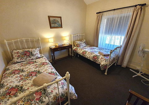 Miss Mabel Cottage - Australian Directory 2