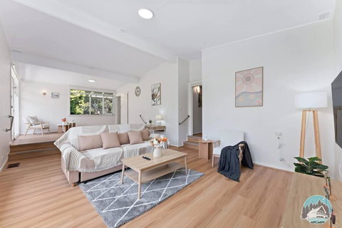 Modern House With Spacious Backyard In Telopea - Australian Directory 1